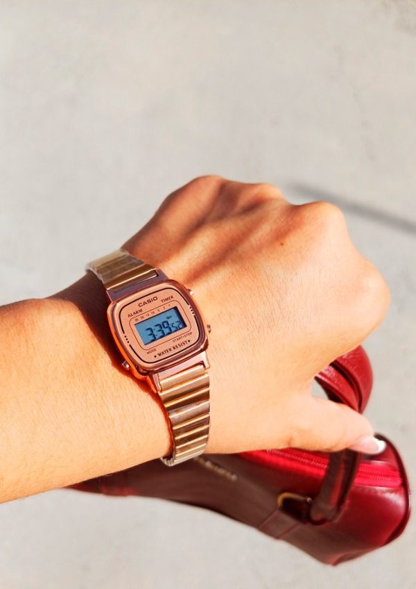 410b149f-1a3d-4ba5-8116-d3e3bd19cd0b A1 - Casio Mini Oro Rosa
