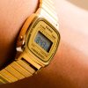 c3739db9-84f5-48cb-b570-cba6b4769cb7 A1 - Casio Original Mini Dorado